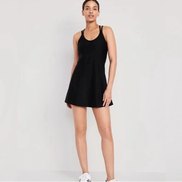 OLD NAVY | CloudComfy Strappy Athletic Black Dress - Picture 1 of 6
